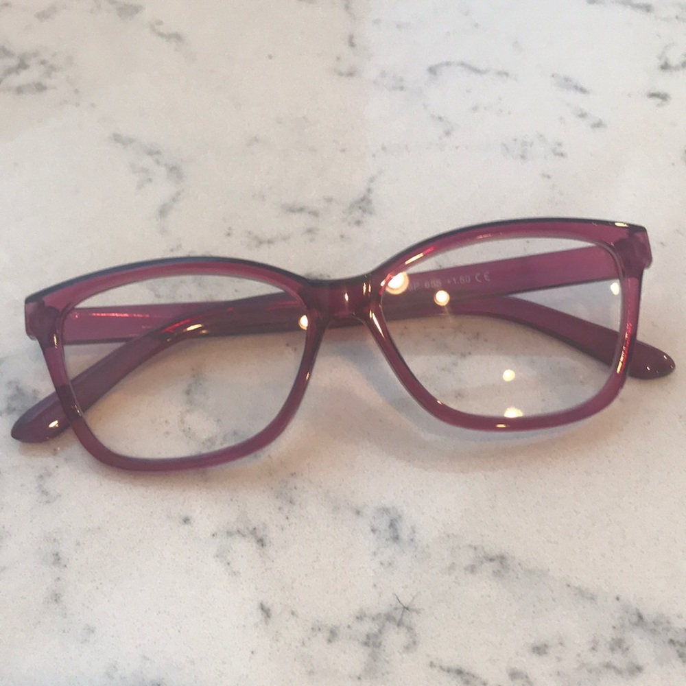 Women’s readers +1.50